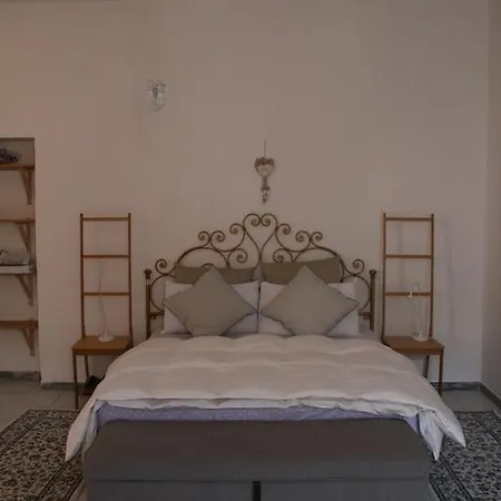 Governo Vecchio Apartment *